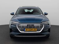 tweedehands Audi e-tron 55 quattro Business edition Plus 95 kWh | LEDER | PANORAMADAK | VIRTUAL COCKPIT | MEMORY SEATS | LED VERLICHTING | STOELVERWARMING | ACHTERUITRIJCAMERA | ELEKTRISCH BEDIENBARE KOFFERKLEP |