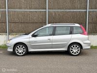 Occasion Peugeot 206 Griffe 109 PK (80 kW) 2004 Grijs Stationwagen