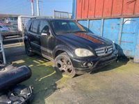 tweedehands Mercedes ML400 CDI / EXPORT / ONLY FOR PARTS / ENGINE AND GEARBOX