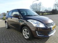 tweedehands Suzuki Swift - Dealer onder. - all season banden & lm velgen -