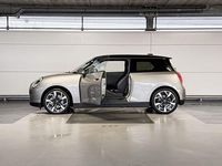 Occasion Mini Cooper Favoured 160 kW (218 PK) 2025 Grijs Hatchback