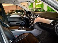 tweedehands Mercedes 500 M-KLASSEAMG Styling - Massagestoelen - 360 Camera - Harman Kardon - El. Trekhaak -