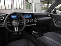 Nieuw Mercedes A250 Business 163 PK (119 kW) 2025 Zilver Hatchback