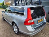 tweedehands Volvo V70 2.0T Momentum LEER / NAVI / PDC / ECC