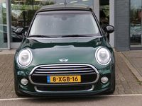 tweedehands Mini Cooper 1.5 First Born Edition DEALER OND. NL AUTO!