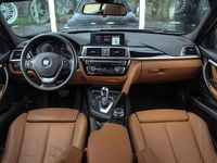 Occasion BMW 318 Executive 136 PK (100 kW) 2018 Zwart Stationwagen