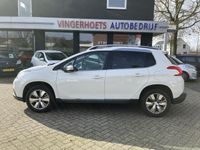 tweedehands Peugeot 2008 1.2 PureTech Allure **Panodak-navigatie**