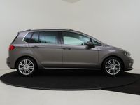 tweedehands VW Golf Sportsvan 1.4 TSI Highline | Navigatie | Parkeersensoren | Climate control | Cruise control |