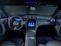 Nieuw Mercedes GLC300 Sport Edition 204 PK (150 kW) 2026 Zwart SUV