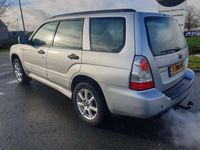 tweedehands Subaru Forester * 2006 *4X4* 220 DKM * AUTOMAAT * CLIMA * PARKEER