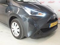 tweedehands Toyota Aygo 1.0 VVT-i x-fun Airco DAB Radio USB Aux Cruise control