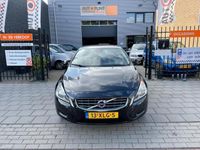 tweedehands Volvo V60 1.6 T3 Kinetic 2e Eigenaar! Trekhaak Airco Navi NA