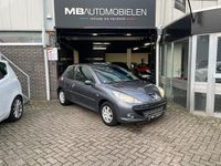 Occasion Peugeot 206 2011 Grijs (metallic) Hatchback
