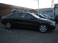 Occasion Volvo S60 140 PK (102 kW) 2003 Zwart, metallic lak Sedan