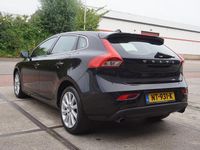 Occasion Volvo V40 Summum 150 PK (110 kW) 2016 Zwart Hatchback