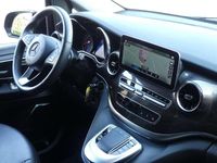 Occasion Mercedes V300 237 PK (174 kW) 2023 Zwart (metallic) MPV
