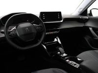 tweedehands Peugeot e-2008 EV Allure 50 kWh 136 PK | Automaat | Lichtmetalen Velg | Parkeersensoren | Stoelverwarming | Start-Stop | Apple Carplay | Snel Rijden