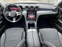 tweedehands Mercedes 200 C-KLASSE EstateLaunch Edition Business Line NEW MODEL 17"/Dodehoek/Burmester/Elektrische klep/Stoelverwarming/Cruise adaptief/Camera/Keyless/Apple Carplay & Android Auto