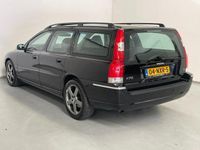 tweedehands Volvo V70 2.4 T5 / 260pk / Aut / Schuifdak / Youngtimer