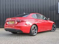 tweedehands Alfa Romeo Giulia 190pk JTD Super (Glazen dak/HarmanKardon/1ste eig./LEER/Xenon/Keyless/Camera)