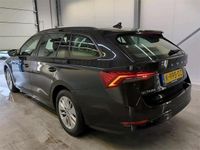 tweedehands Skoda Octavia Combi 1.0 TSI Business Edition Navigatie - Elektrische achterklep - Keyless entry - NL auto