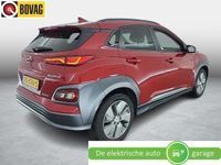 tweedehands Hyundai Kona EV Premium Sky 64 kWh | Panoramadak |