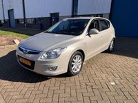 tweedehands Hyundai i30 1.6i Style