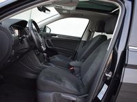 tweedehands VW Tiguan Allspace 2.0 TSI 4Motion 190PK R-LINE 7persoons. PANORAMADAK / VIRTUAL / CAMERA / TREKHAAK / 20INCH