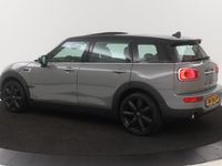 tweedehands Mini Cooper Clubman 1.5 Chili Serious | Panoramadak | Harman Kardon | Voorruitverwarming | Park Assist | Keyless | Half leder | Navigatie