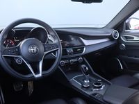 tweedehands Alfa Romeo Giulia 2.0T B-Tech / Navigatie / Xenon / Leder / Org Nederlands / Apple Carplay - Android auto /