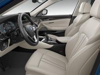 tweedehands BMW 530 5-SERIE Touring e High Executive Luxury Line - Panoramadak - Trekhaak - Comfortstoelen - Massage - Harman Kardon - Driving Assistant Professional - Laserlight - Comfort Access - Active Steering - Adaptief onderstel