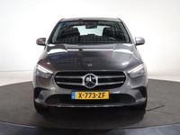 tweedehands Mercedes B250 e Luxury Line | Trekhaak | Dodehoekassistent | Multibeam Led | Elektr. achterklep | 77 km elektrisch bereik | Zitomcomfortpakket | Augmented Reality