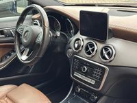 tweedehands Mercedes GLA180 Premium Plus AMG - Panoramadak - Automaat - Leder - Org