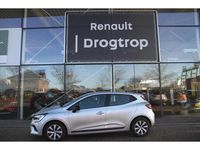 Occasion Renault Clio V Equilibre 91 PK (66 kW) 2022 Gris highland (grijs metallic) Hatchback