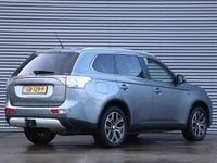 Occasion Mitsubishi Outlander P-HEV Edition 203 PK (149 kW) 2015 Grijs SUV