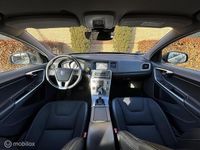 Occasion Volvo V60 122 PK (89 kW) 2017 Grijs Stationwagen