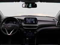 tweedehands Hyundai Tucson 1.6 T-GDI Comfort Automaat Carplay Navigatie Trekh