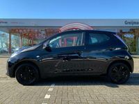 tweedehands Toyota Aygo 1.0 VVT-i x-play - €154 p/m - Navigatie - Parkeercamera -