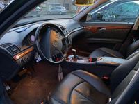 tweedehands Mercedes E320 Avantgarde