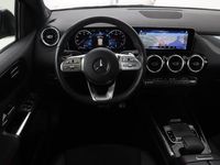 tweedehands Mercedes B180 AMG-Pakket | Panoramadak | Stoelverwarming | Trekhaak |