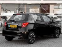 Occasion Toyota Yaris Hybrid 101 PK (74 kW) 2016 Zwart Hatchback
