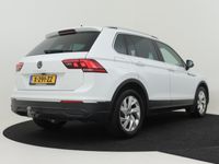 tweedehands VW Tiguan 1.5 TSI Life 150pk DSG/AUT | Adaptief cruise control | Navigatie | Trekhaak | Stuur + Stoelverwarming | DAB radio | LED koplampen | Camera achter | Parkeersensoren v+a | 18"LMV