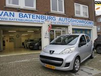 Occasion Peugeot 107 68 PK (50 kW) 2011 Grijs (metallic) Hatchback
