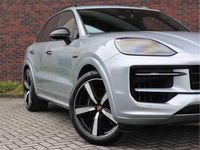 tweedehands Porsche Cayenne E-Hybrid *SportDesign*Chrono*Pano*Vierwielbesturin