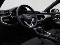 tweedehands Audi Q3 35 TFSI 150PK S-tronic S Edition | Pano | Trekhaak | Leder/alcantara | 19 inch | Navi | Camera | ACC