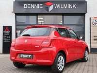 Occasion Suzuki Swift Comfort 83 PK (61 kW) 2023 Rood Hatchback