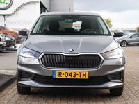 tweedehands Skoda Fabia 1.0 TSI 95pk Ambition | Trekhaak | Navigatie via smartphone | Achteruitrijcamera | Parkeersensoren |