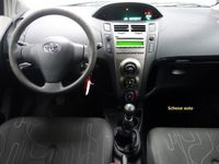 tweedehands Toyota Yaris 1.3 VVTi Comfort GOED ONDERHOUDEN.