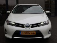 tweedehands Toyota Auris Hybrid 