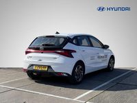 tweedehands Hyundai i20 1.0 T-GDI Comfort Smart | Navigatie | Camera | Cruise Control | Airco | Dodehoek | Park. Sensor | Apple Carplay/Android Auto | Rijklaarprijs!